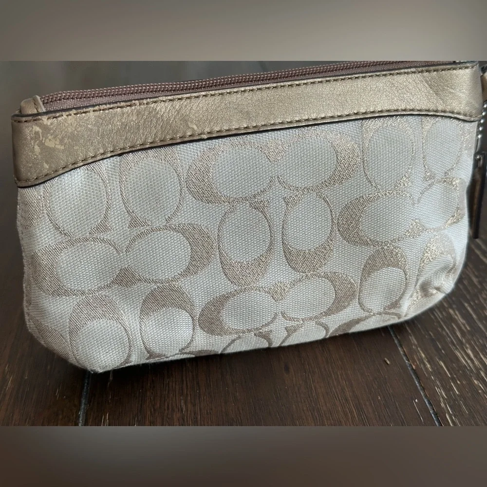 Coach signature logo wrislet Jacquard fabric